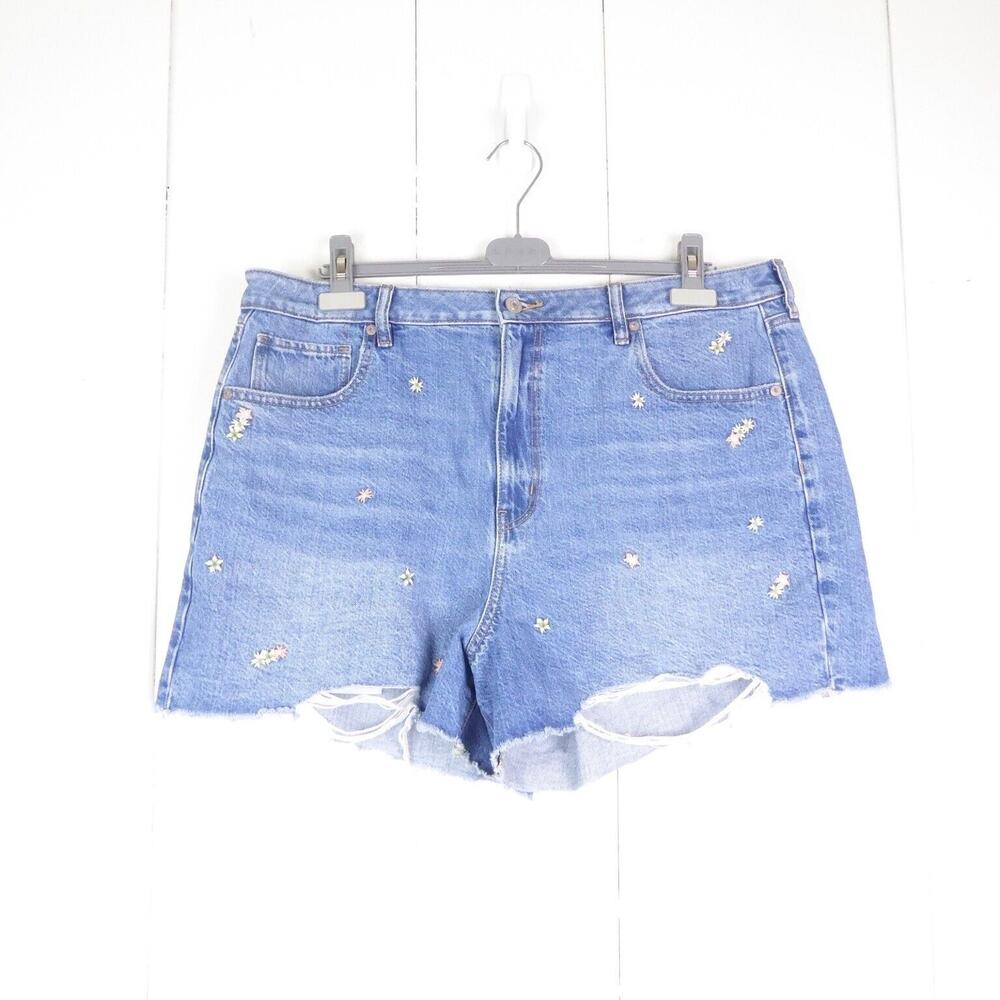 American Eagle Shorts Womens SZ 18 Jean Mom Short Embroidered Floral High Rise